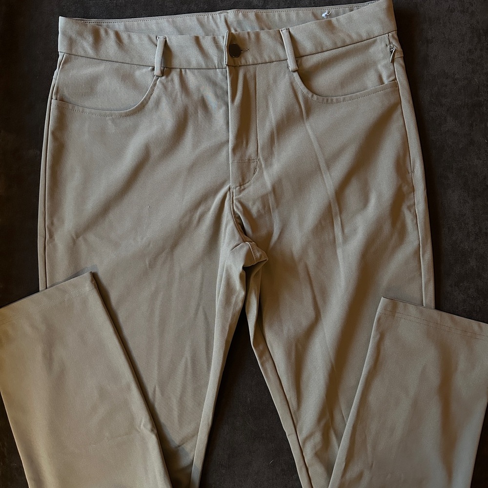 Old Navy Active Tech Hybrid Pants - Slim
